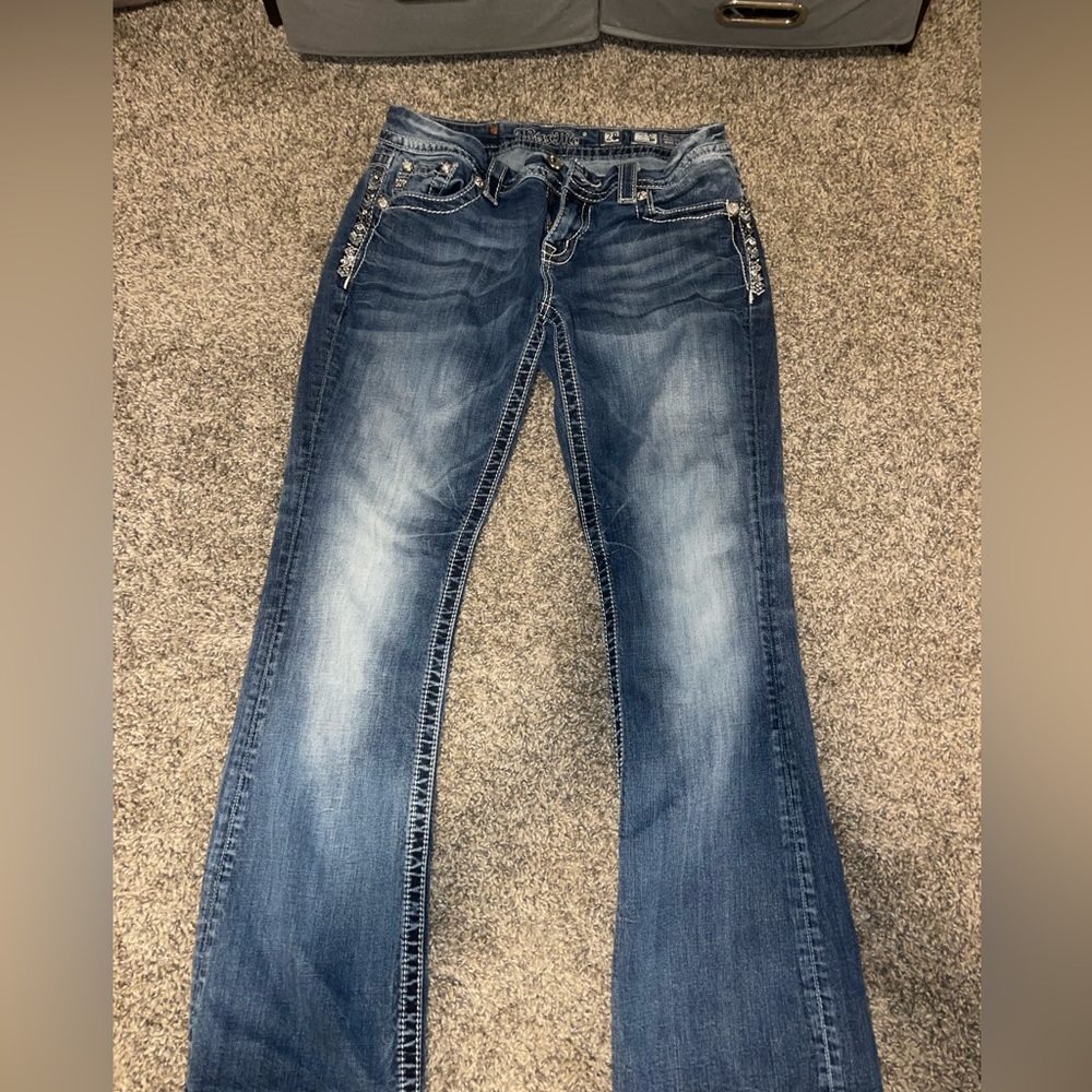 Women’s Miss Me mid-rise jeans.  Size 28